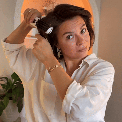 SilkGlide™ Cordless Straightening Brush
